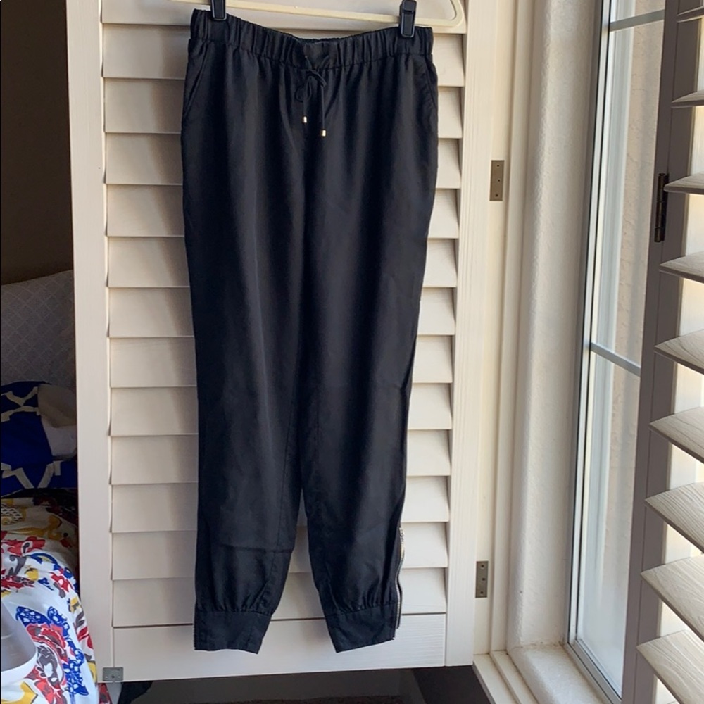 Ankle zip Jogger